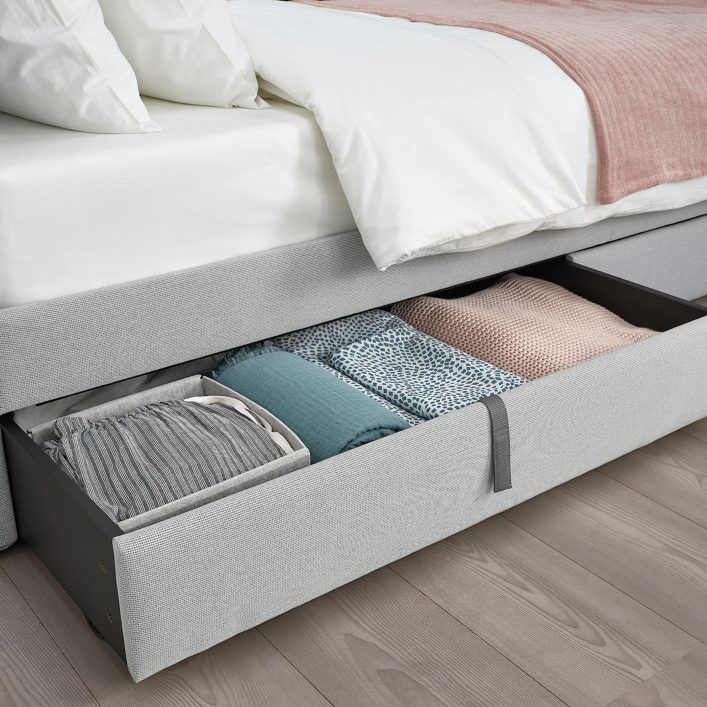 IKEA GLADSTAD Upholstered Bed, 4 Storage Boxes Kabusa Light Gray Queen - Image 5