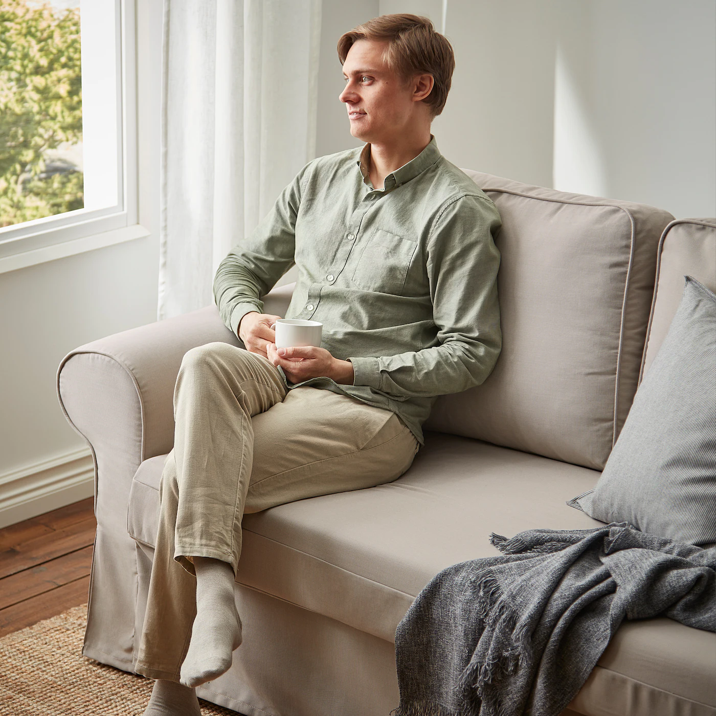 IKEA VRETSTORP Sleeper Sofa Totebo Light Beige - Image 4